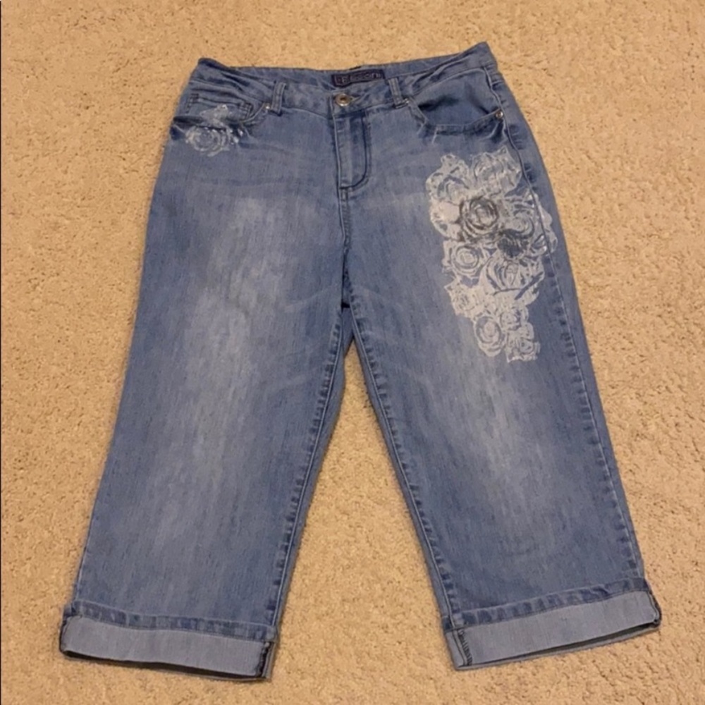 Baccini Cropped Jeans